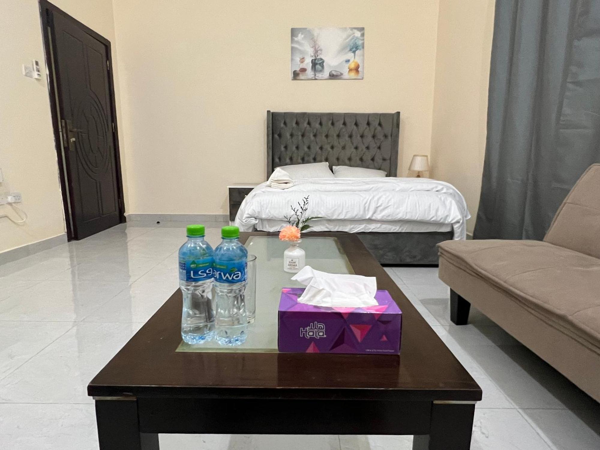 Cozy Private Studio Apartment Near Airport Abou Dabi Extérieur photo
